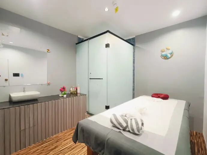 Premium Rooms and facilities only at GoldStone Wellness 